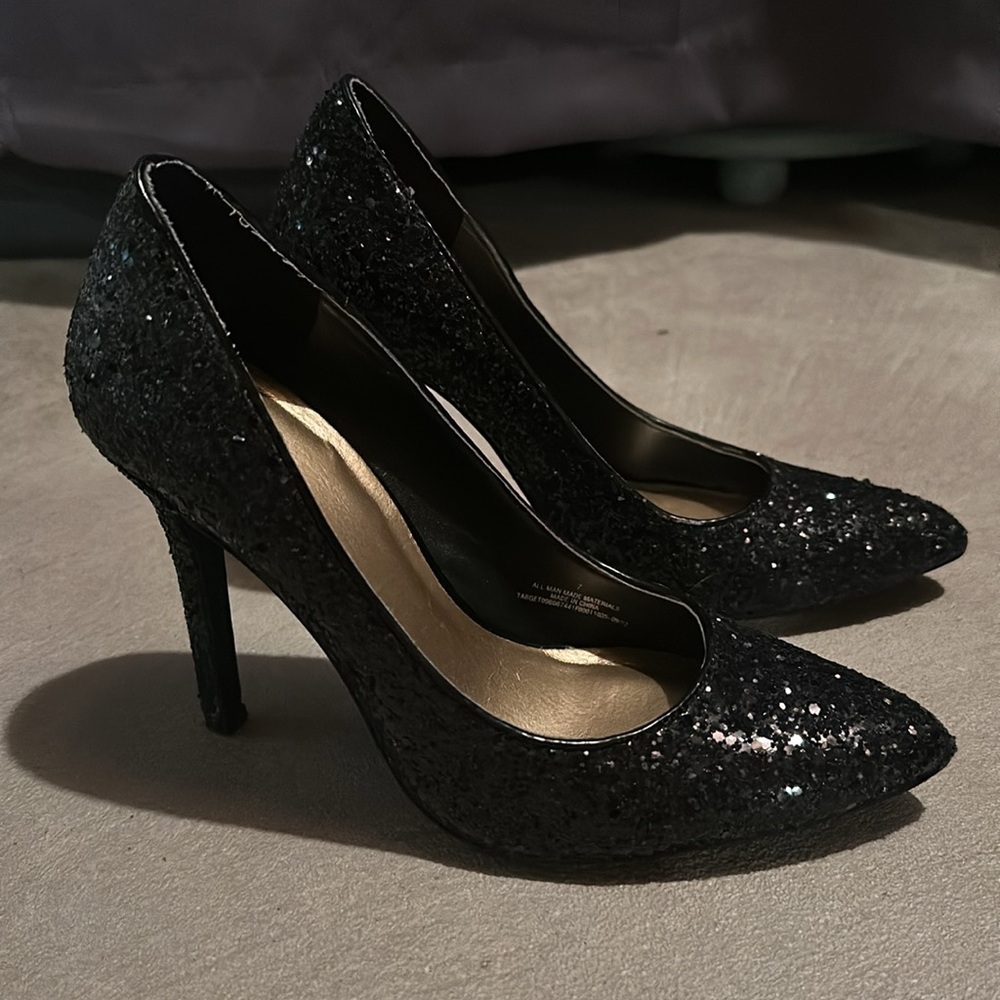 Black sparkly heels